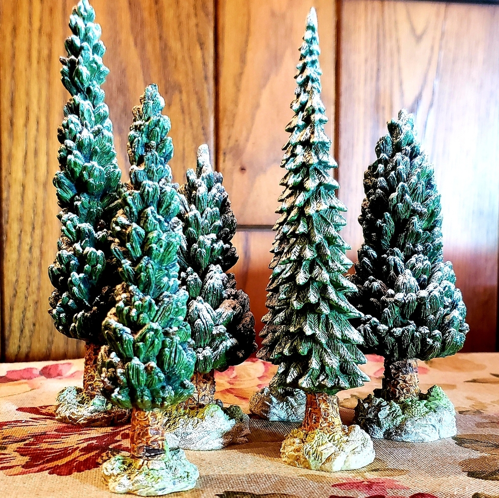 DEPARTMENT 56 - Village Accessories - Snowy Evergreens - Set of 6 - Medium